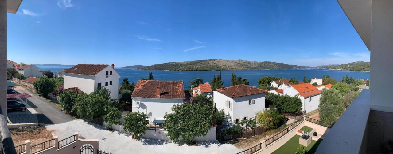 Appartamento Sea View Seget Vranjica Esterno foto