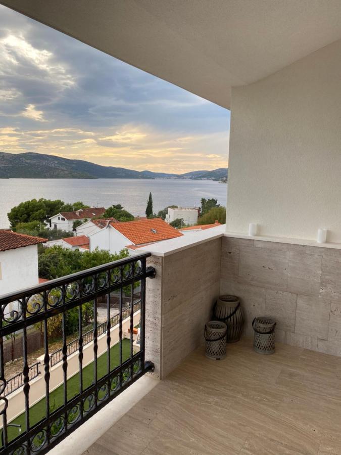 Appartamento Sea View Seget Vranjica Esterno foto